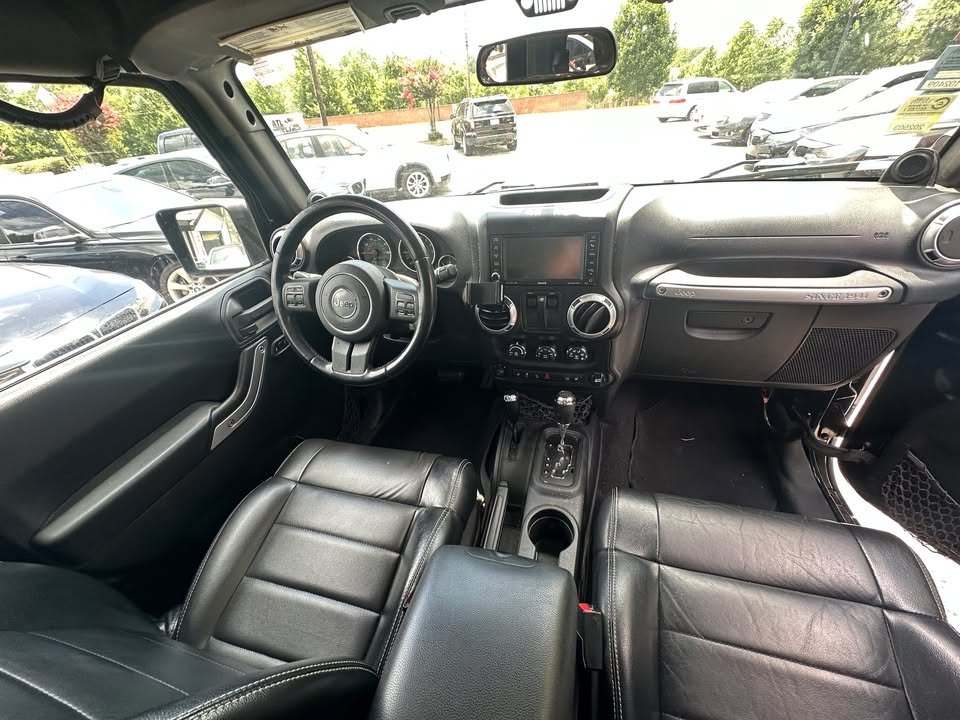 2012 Jeep Wrangler Sahara - Photo 7