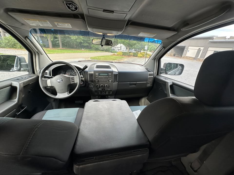2004 Nissan Titan XE - Photo 10