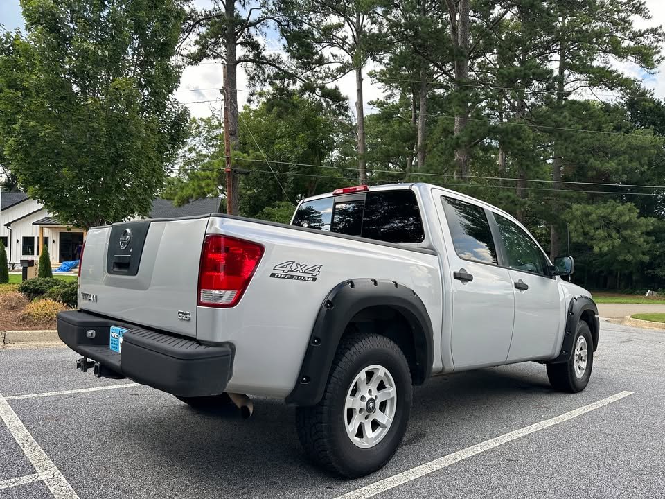 2004 Nissan Titan XE - Photo 6